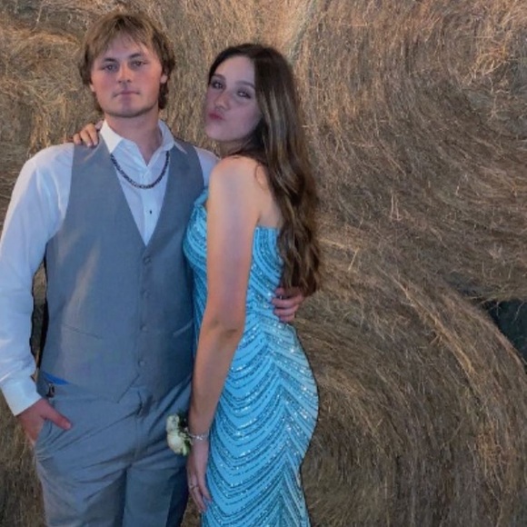 Dillards Prom Dress, size 9/10 - Picture 2 of 7